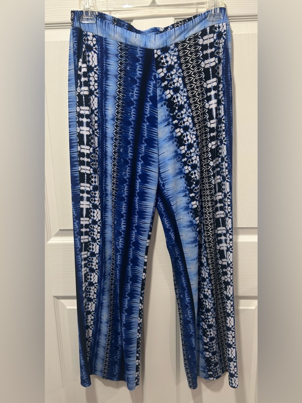 Dana Buchman Blue Patterned Pants